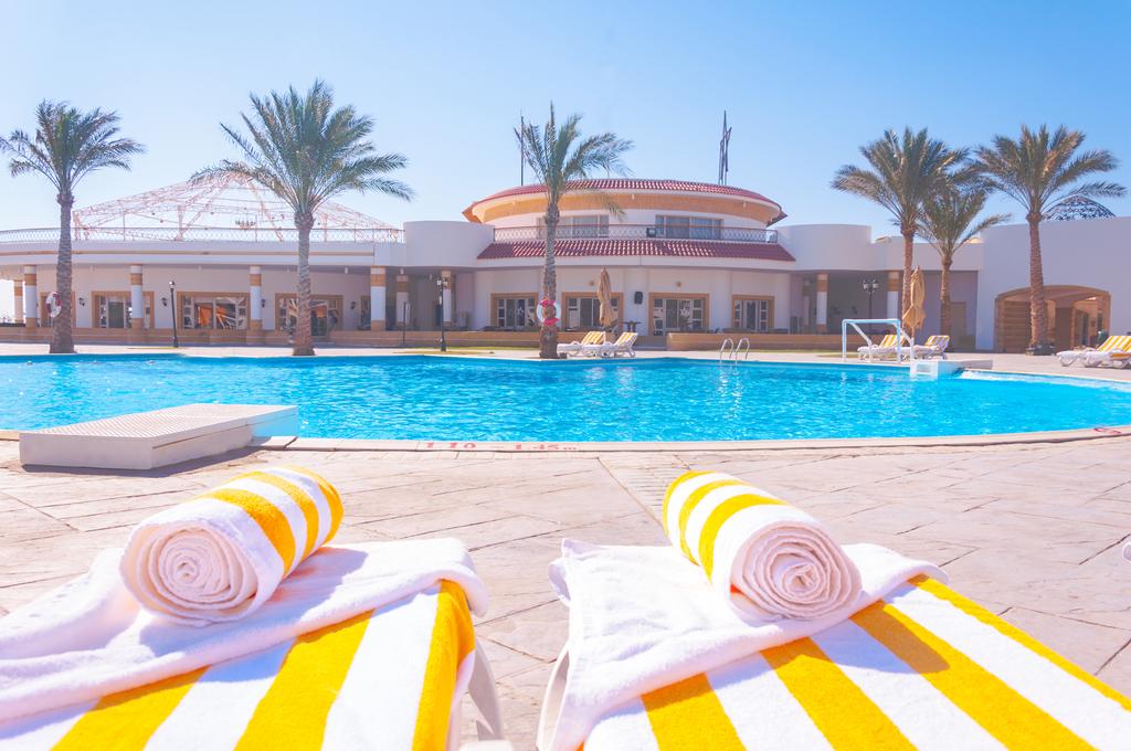 Hotel Coral Beach Resort Tiran